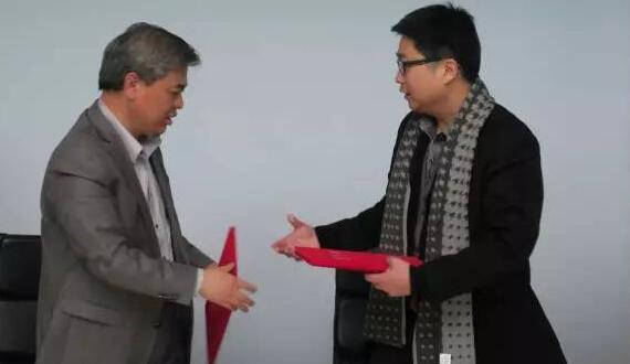 J9集团组团进建履历无锡“拈花湾”，并与MAO签署战术合作，预示着J9集团将在精品地产、产业地产、游览地产等领域与MAO加强深度合作。